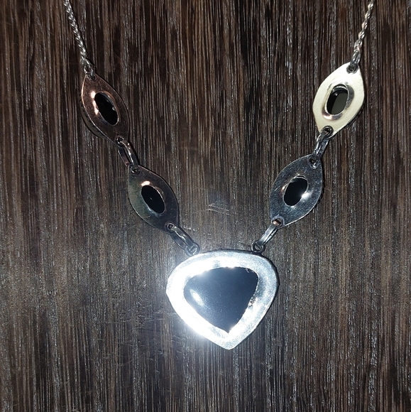 Black Onyx ⚫️ Statement Necklace - Picture 3 of 4